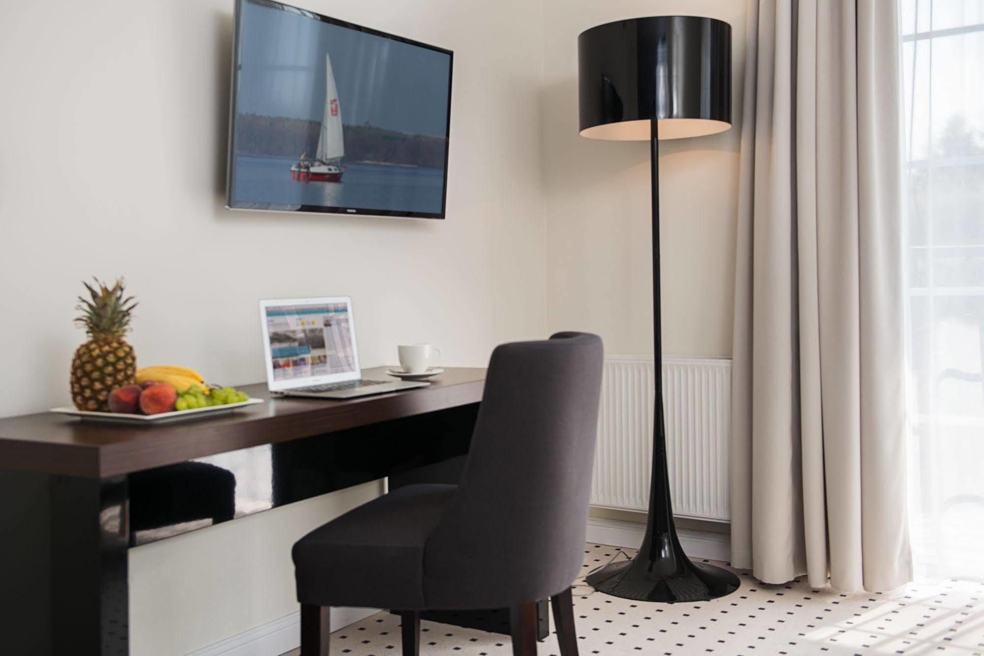 Apartamenty M&M Mikołajki Ngoại thất bức ảnh